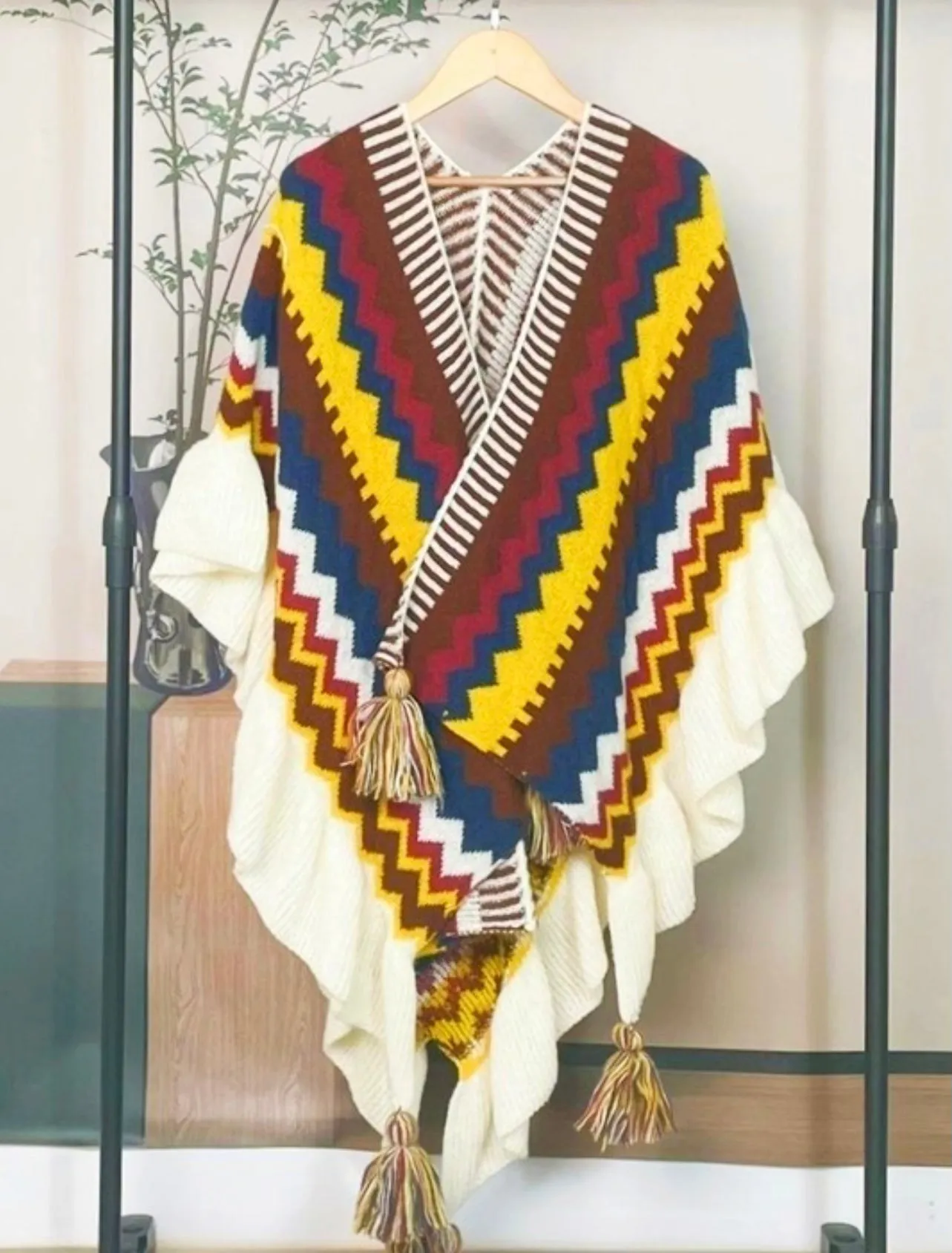 AZTEC TASSELED PONCHO-Burgundy