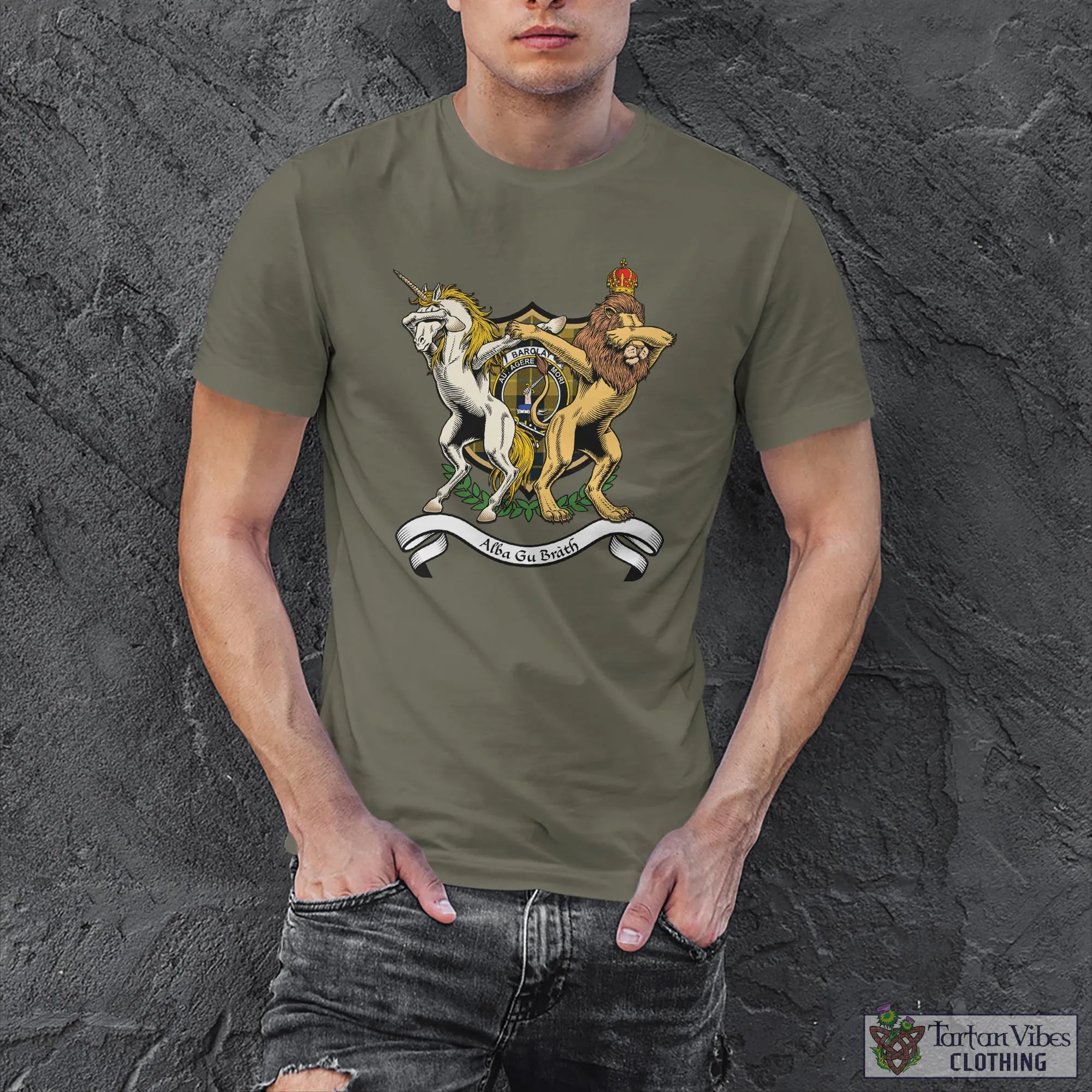 Barclay Dress Family Crest Cotton Men's T-Shirt with Scotland Royal Coat Of Arm Funny Style