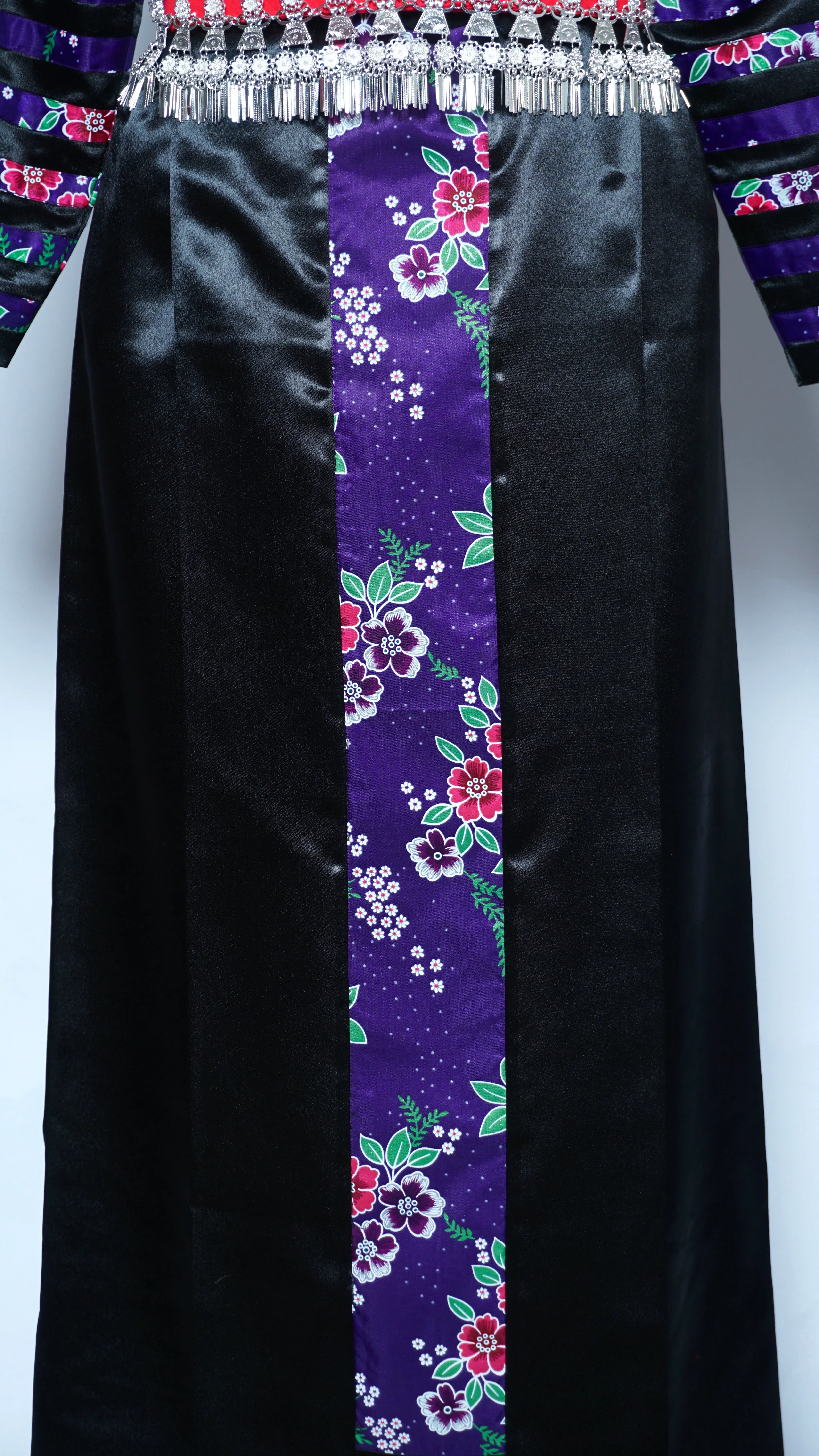 Hmong Txaij Purple Floral Outfit (40")