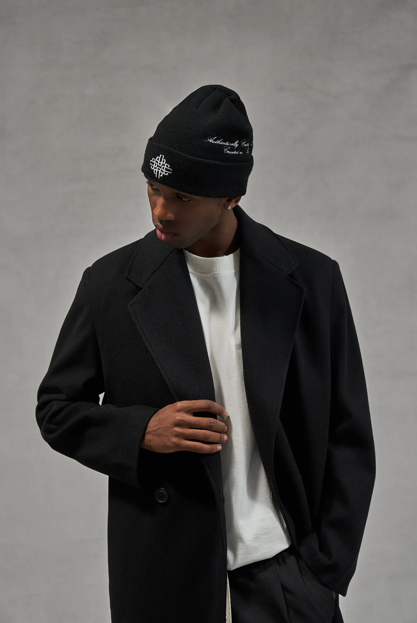 LONGLINE OVERCOAT - BLACK