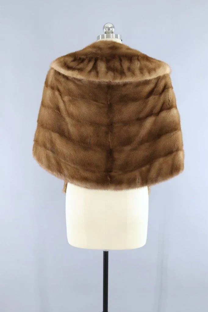 Vintage 1940s to 1950s Vandervoort's Brown Fur Stole Cape