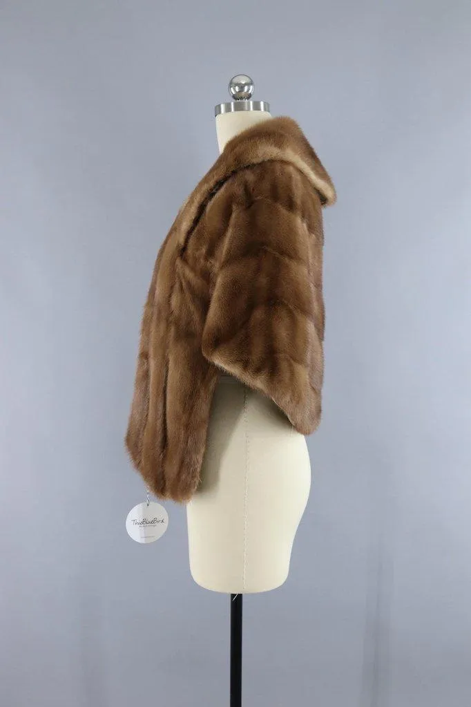 Vintage 1940s to 1950s Vandervoort's Brown Fur Stole Cape